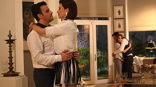 Salih Bademci, Sinem Uslu, Elçin Sangu, and Baris Arduç in Love for Rent (2015)