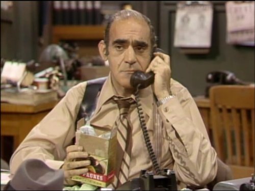 Abe Vigoda in Barney Miller (1975)