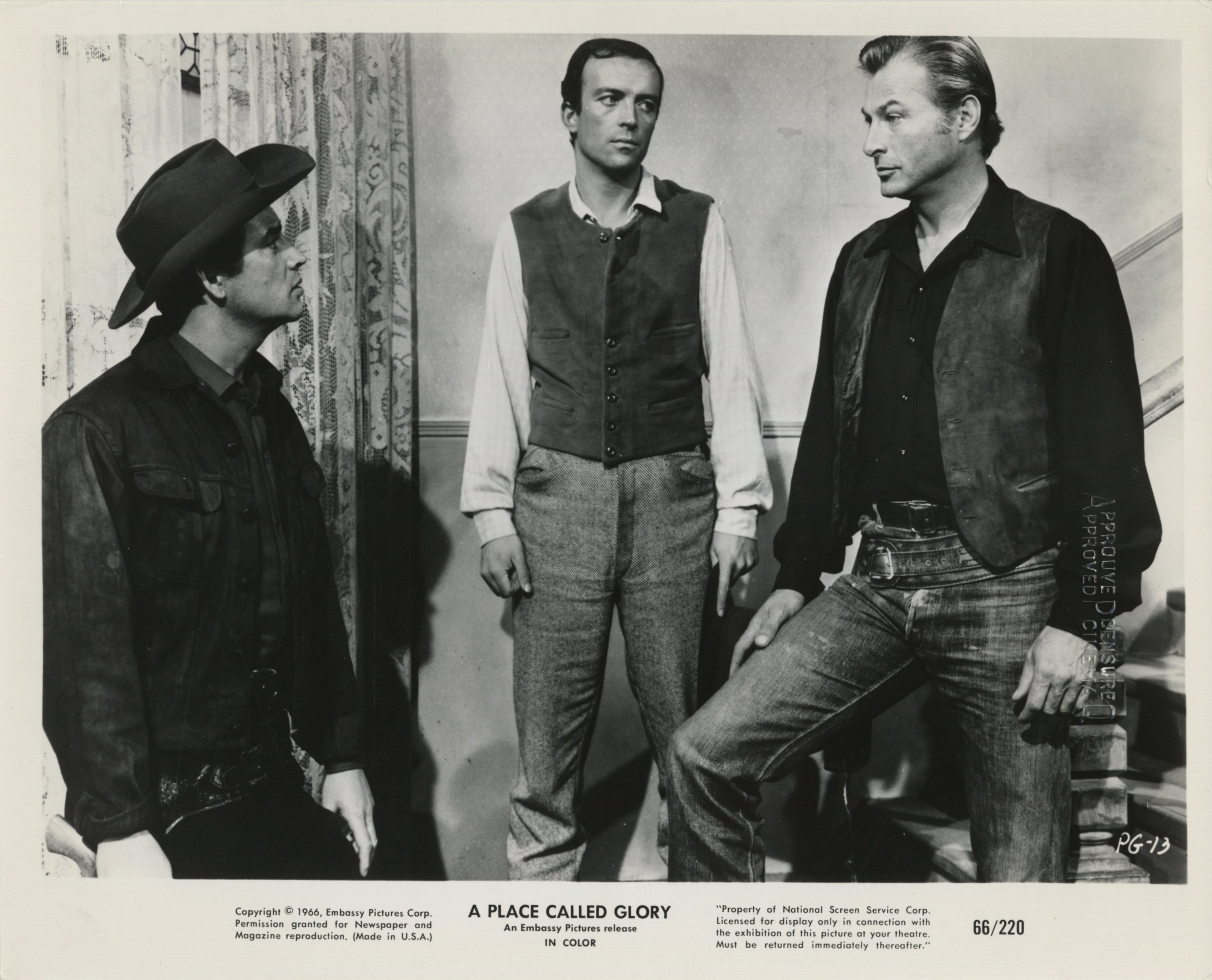 Lex Barker, Pierre Brice, and Ángel del Pozo in Place Called Glory City (1965)