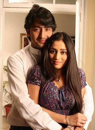 Shaheer Sheikh and Saumya Seth in Navya: Naye Dhadkan Naye Sawaal (2011)