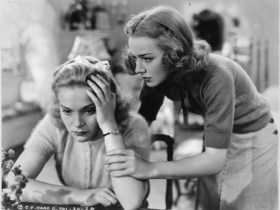 Nan Grey and Anne Shirley in Girls' School (1938)