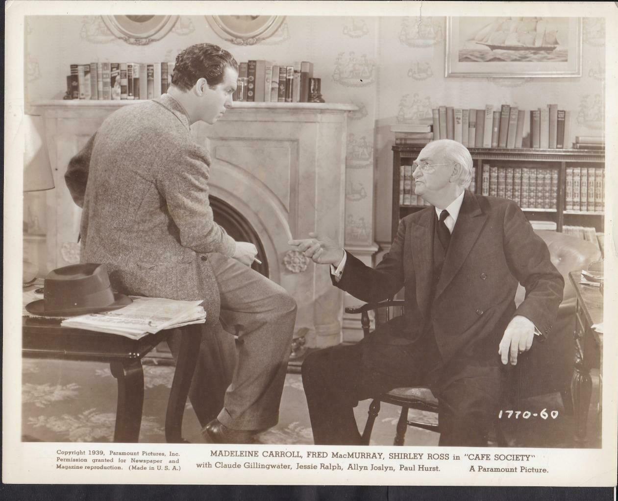 Claude Gillingwater and Fred MacMurray in Cafe Society (1939)