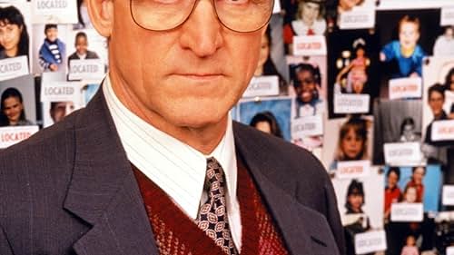 Daniel J. Travanti in Missing Persons (1993)