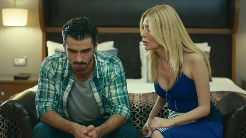 Simge Selçuk and Aras Aydin in Canevim (2019)