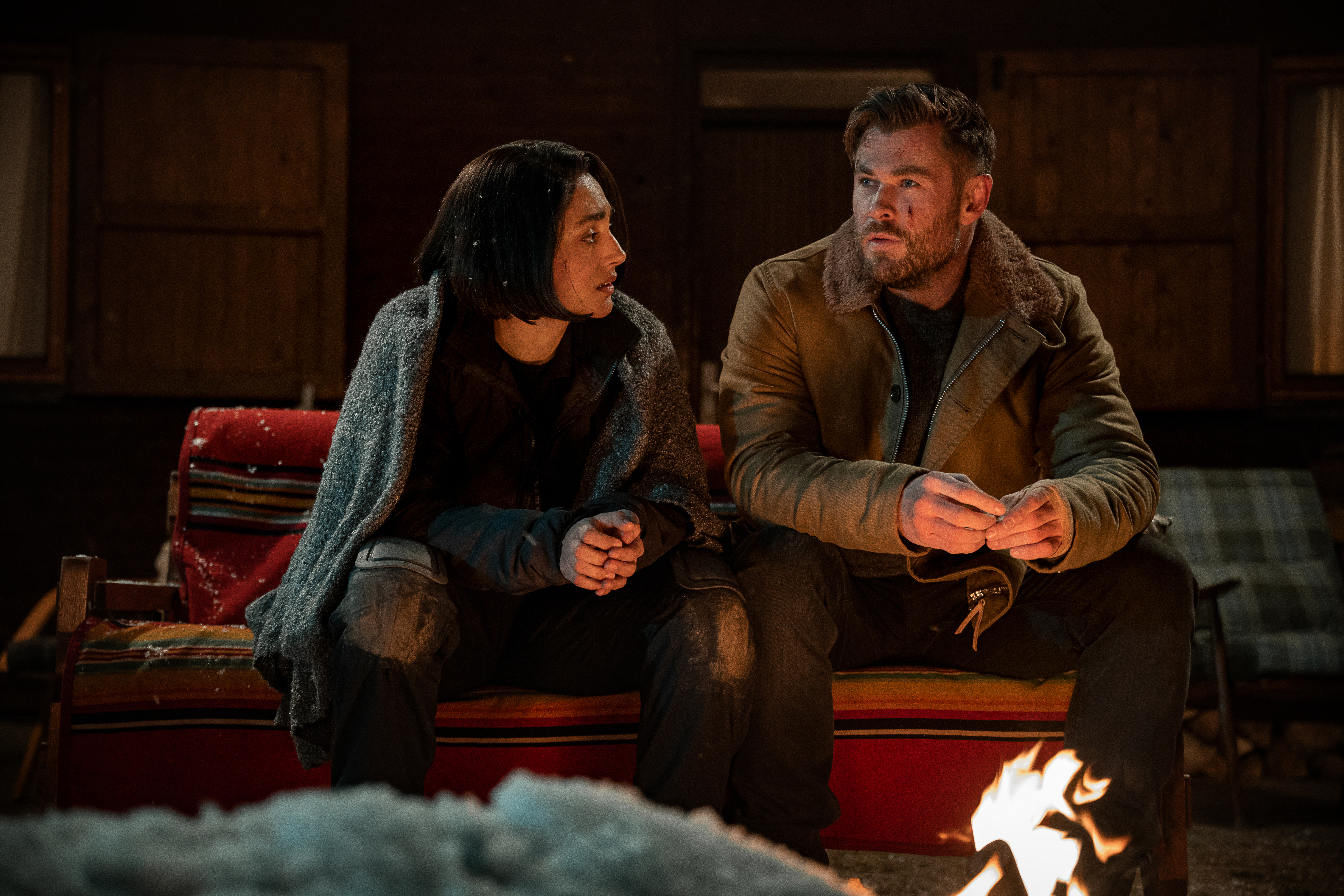 Golshifteh Farahani and Chris Hemsworth in Extraction II (2023)