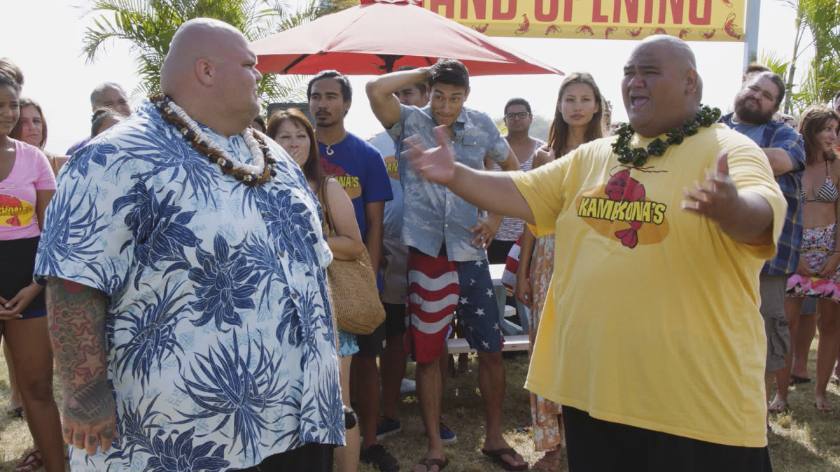 Jorge Garcia, Taylor Wily, and Shawn Mokuahi Garnett in Hawaii Five-0 (2010)