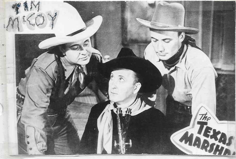 Tim McCoy, Art Davis, and Dave O'Brien in The Texas Marshal (1941)