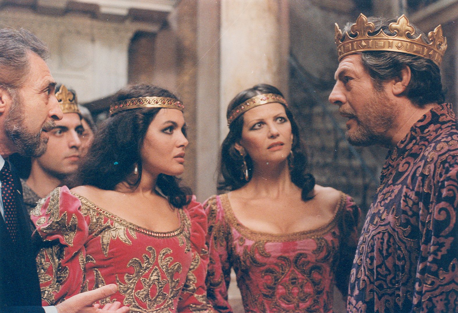 Marcello Mastroianni, Claudia Cardinale, Latou Chardons, and Leopoldo Trieste in Henry IV (1984)