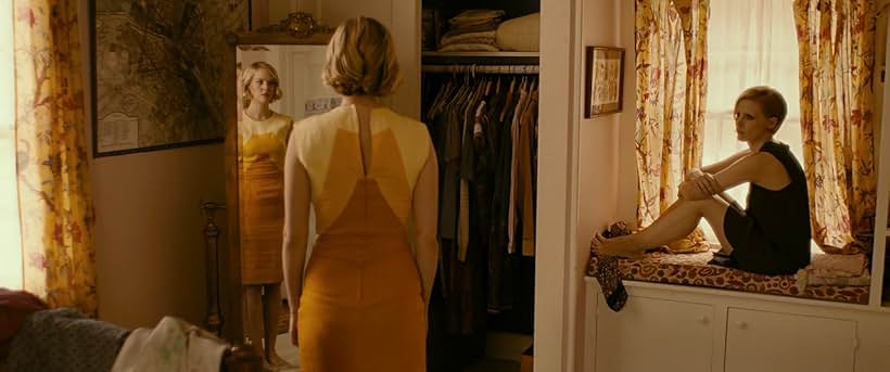 Jess Weixler and Jessica Chastain in The Disappearance of Eleanor Rigby: Her (2013)