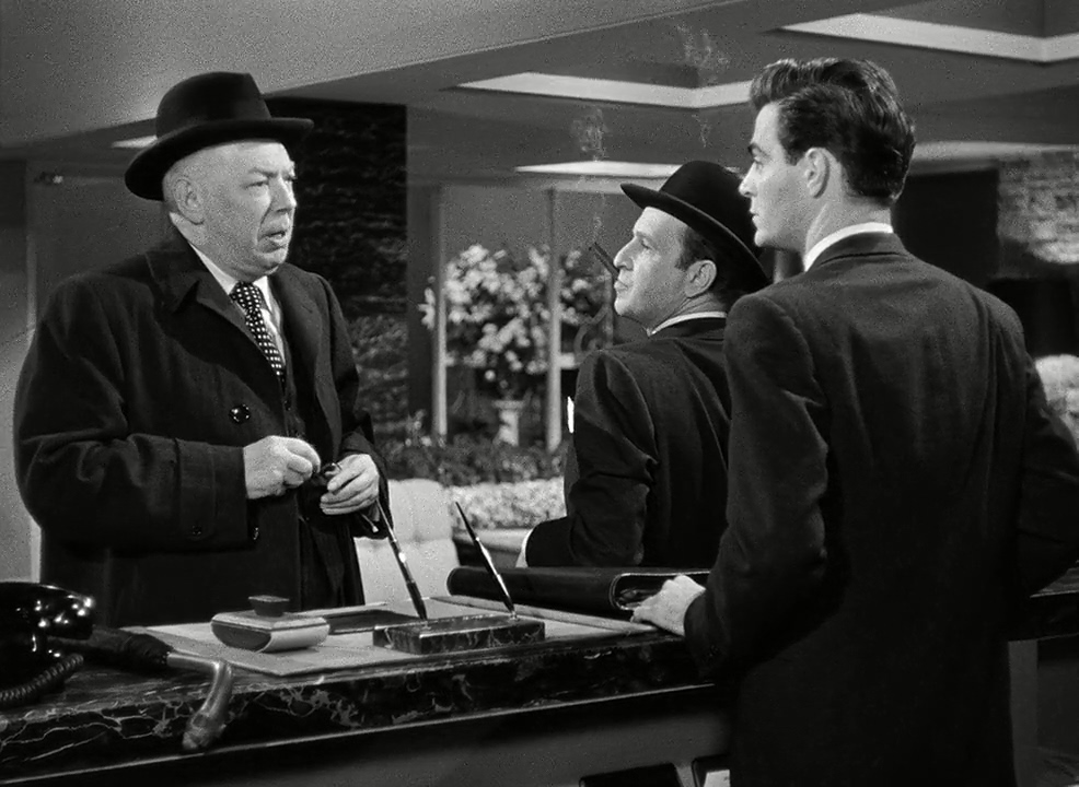 Bud Abbott, Nicholas Joy, and Gar Moore in Bud Abbott Lou Costello Meet the Killer Boris Karloff (1949)