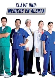 Marcello Rivera, Toño Vega, Wendy Vásquez, Karina Jordán, and Francisco Cabrera in Clave uno, médicos en alerta (2009)