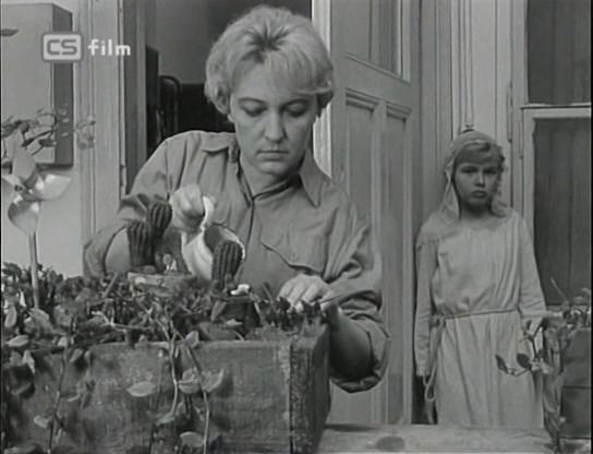 Radka Dulíková and Helena Kruzíková in The High Wall (1964)