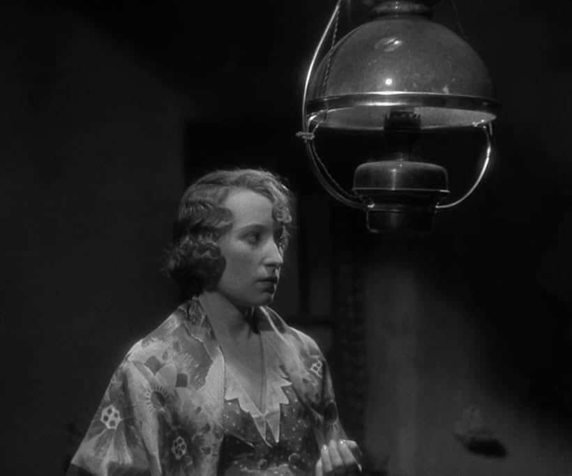 Orane Demazis in Marius (1931)