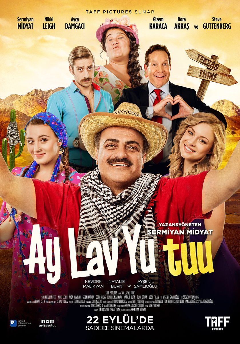 Steve Guttenberg, Sermiyan Midyat, Gizem Karaca, and Nikki Leigh in Ay Lav Yu Tuu (2017)