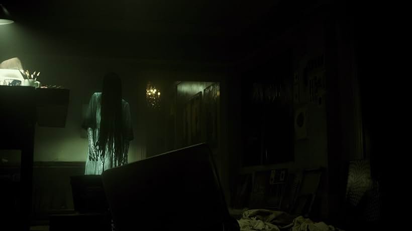 Bonnie Morgan in Rings (2017)