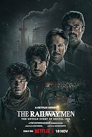 Juhi Chawla, Dibyendu Bhattacharya, Madhavan, Raghubir Yadav, Babil Khan, Kay Kay Menon, Divyendu Sharma, and Sunny Hinduja in The Railway Men (2023)