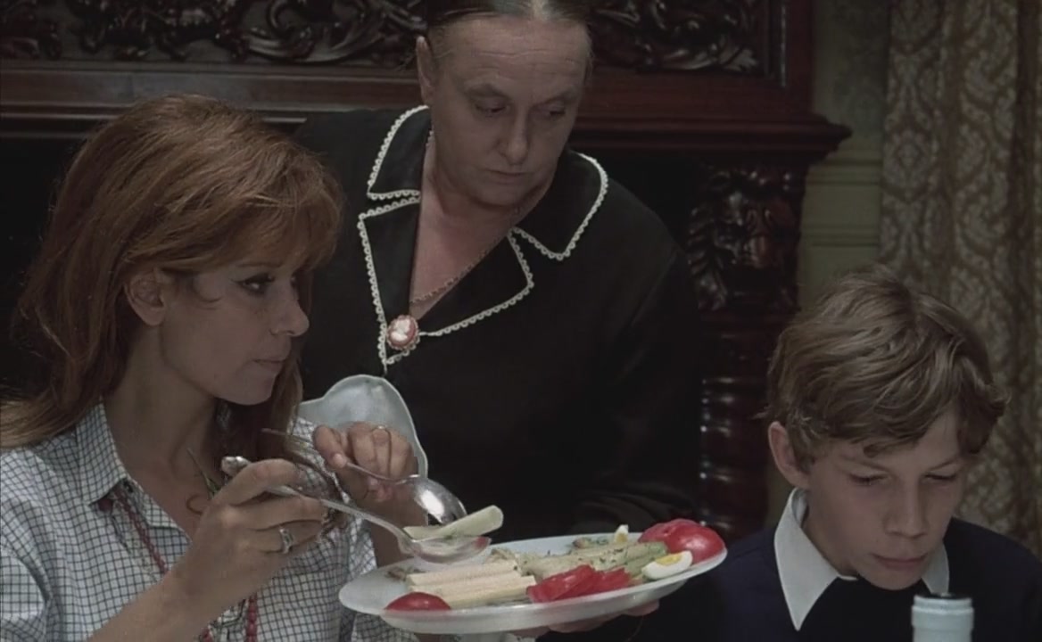 Benoît Ferreux, Lea Massari, and Ave Ninchi in Murmur of the Heart (1971)