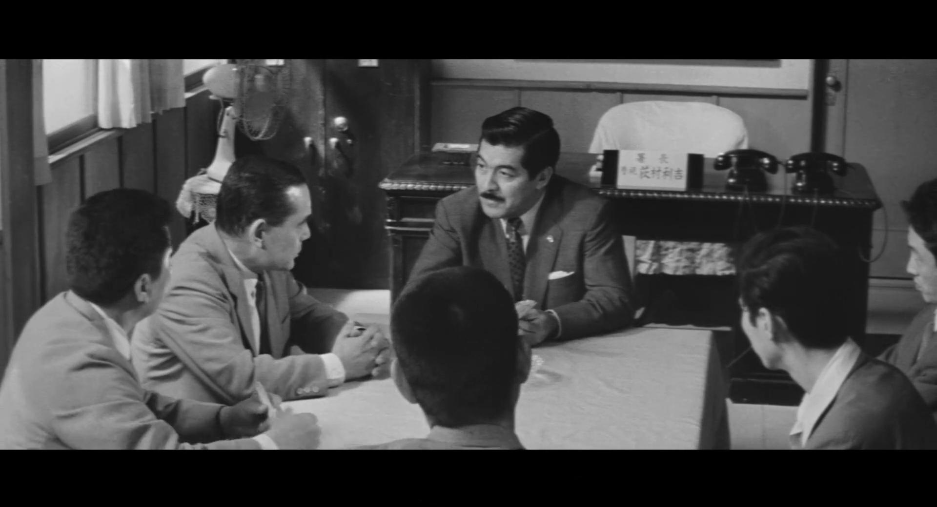 Susumu Fujita and Rentarô Mikuni in A Fugitive from the Past (1965)