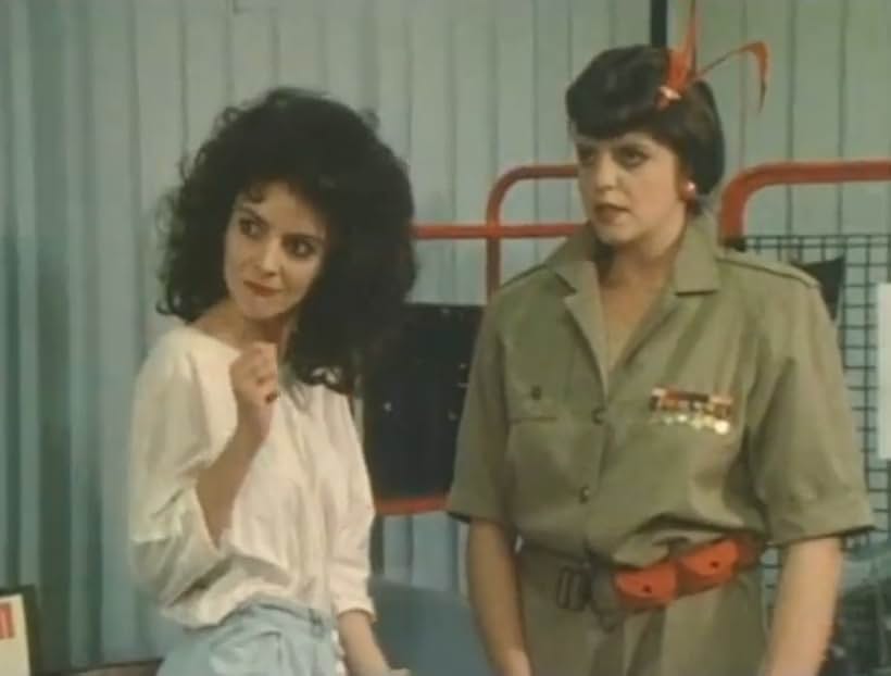 Karin Retief and Shareen Swart in Ballade vir 'n Enkeling (1987)