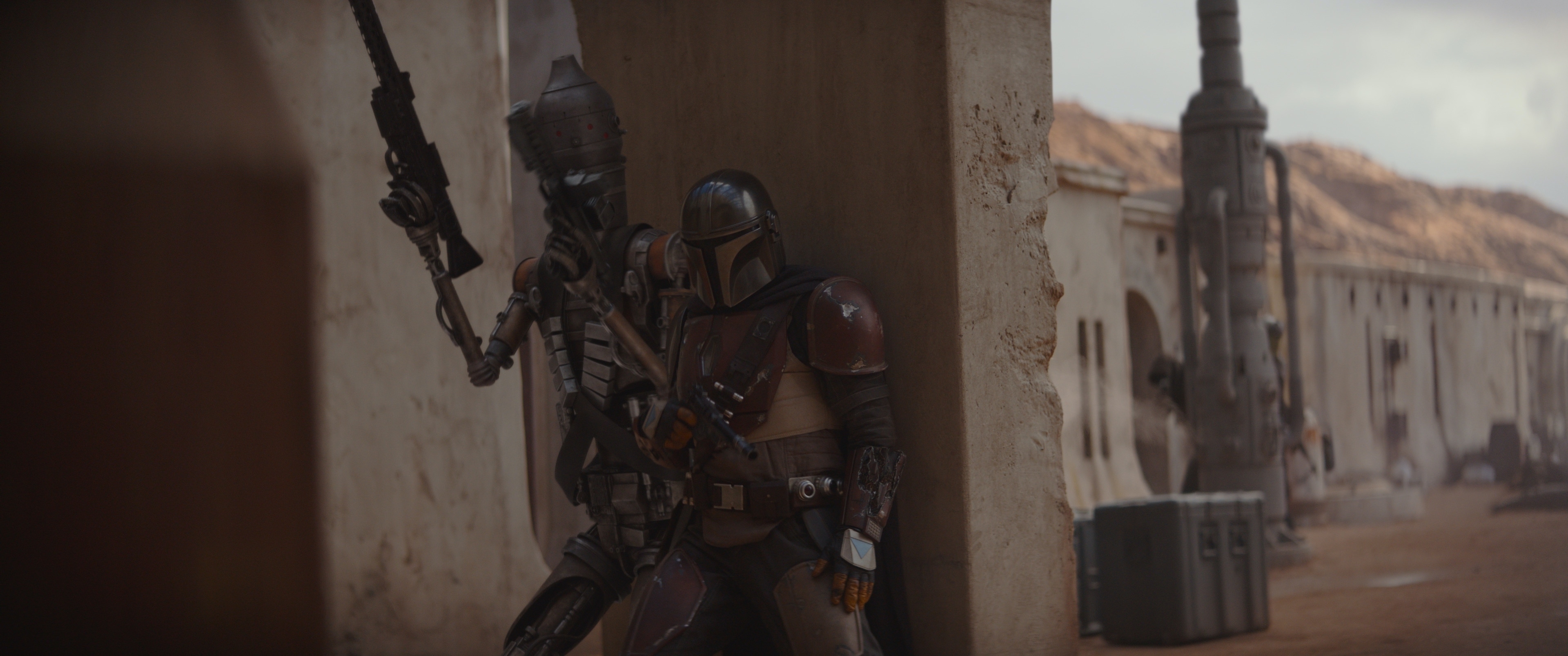 Pedro Pascal, Taika Waititi, Rio Hackford, and Brendan Wayne in The Mandalorian (2019)