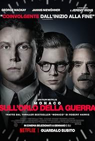 Jeremy Irons, George MacKay, and Jannis Niewöhner in Monaco: sull'orlo della guerra (2021)