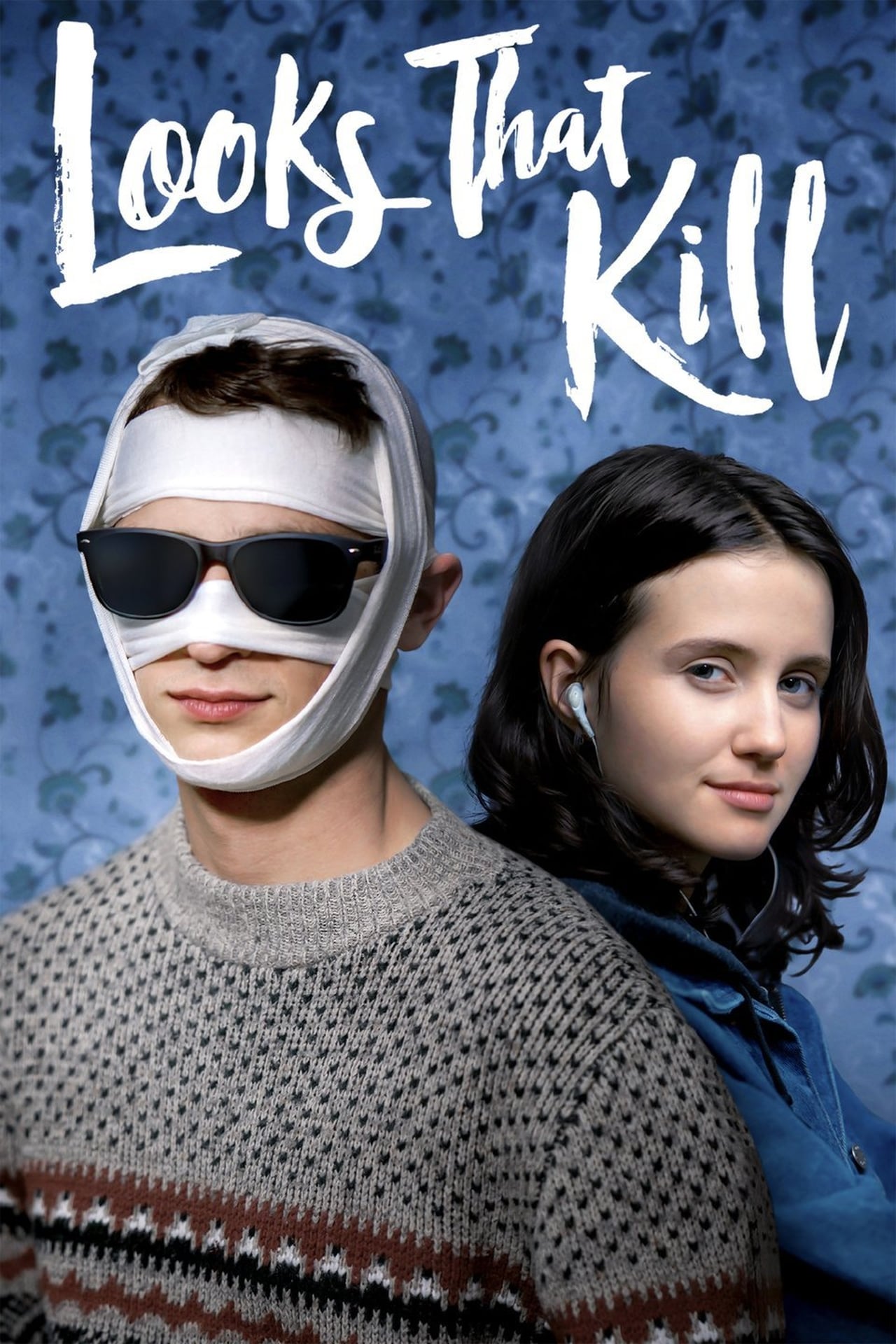 Julia Goldani Telles and Brandon Flynn in Looks That Kill (2020)