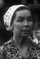 Klavdiya Kozlyonkova in Aniskin i Fantomas (1974)