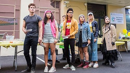 Gregg Sulkin on What's Coming in Season 2 of Marvel's "Runaways"