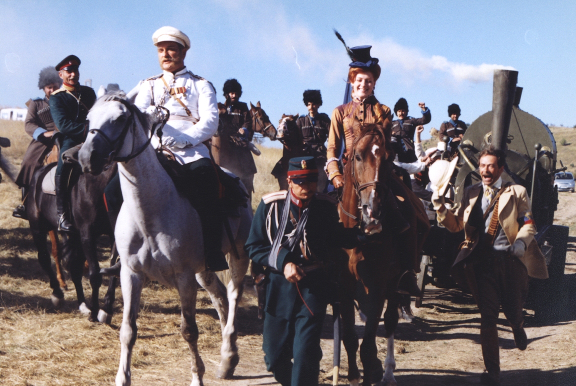 Aleksandr Baluev, Didier Bienaimé, Aleksandr Lykov, and Olga Krasko in The Turkish Gambit (2005)