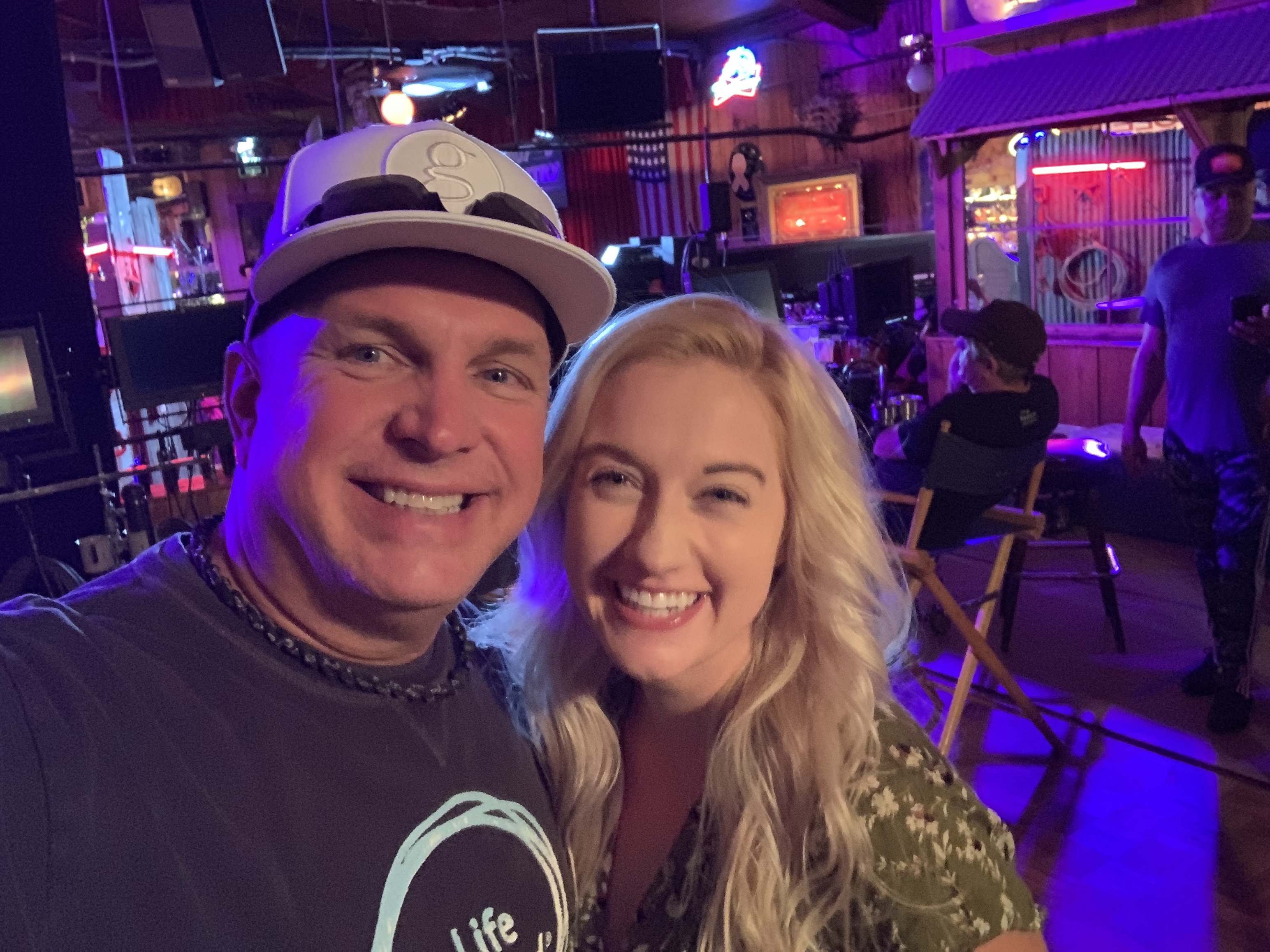 Laura Linda Bradley and Garth Brooks on the set of DIVE BAR