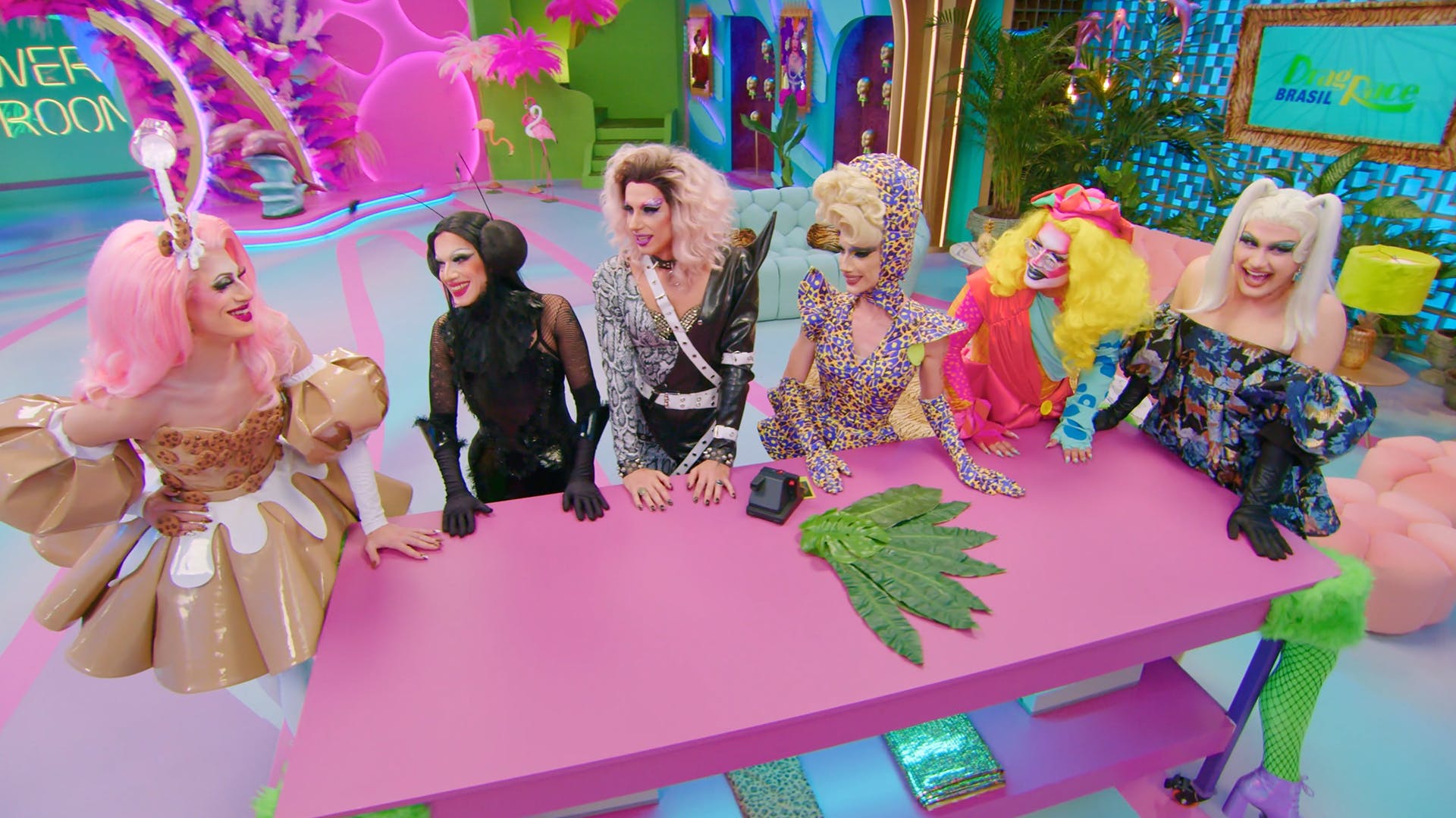 Aquarela, Betina Polaroid, Eduardo Jônata, Melusine Sparkle, Miranda Lebrão, and Naza in Drag Race Brasil (2023)