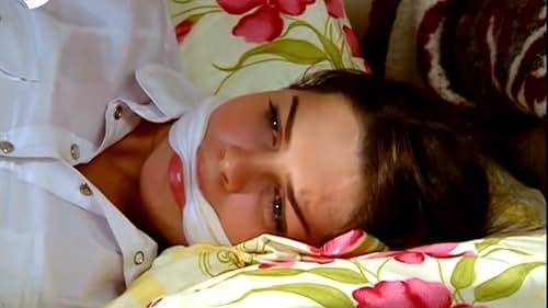 Pelin Karahan in Daydreaming (2007)