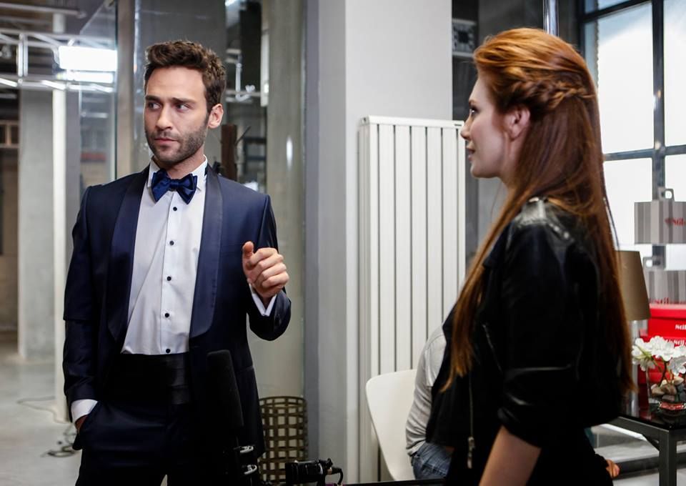 Seçkin Özdemir and Elçin Sangu in Love for Rent (2015)