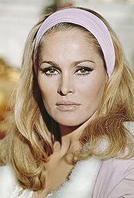 Primary photo for Ursula Andress