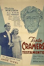 Sigfred Johansen, Bodil Kjer, and Mathilde Nielsen in Tante Cramers testamente (1941)