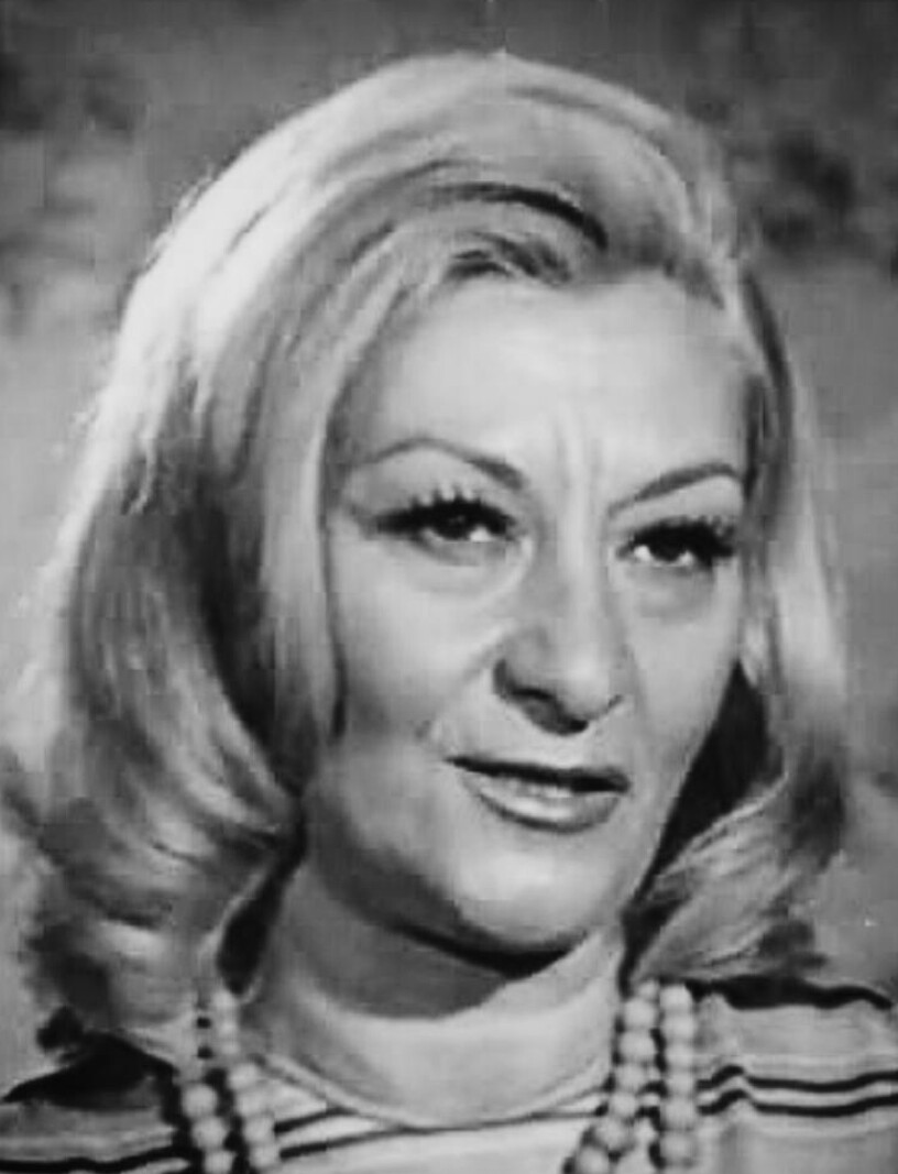 Handan Adali in Istanbul'un kizlari (1964)