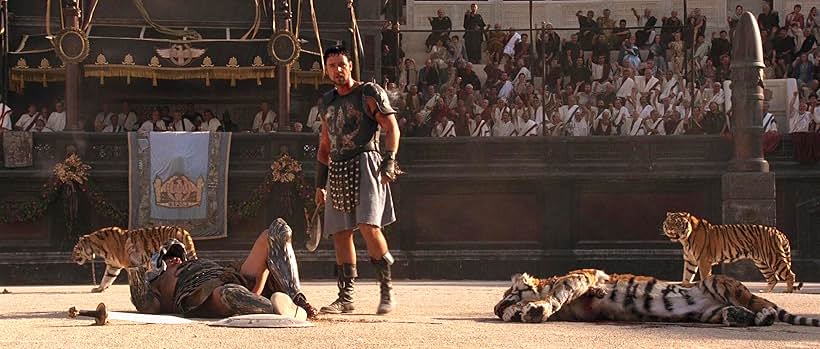 Russell Crowe and Sven-Ole Thorsen in Gladiator (2000)