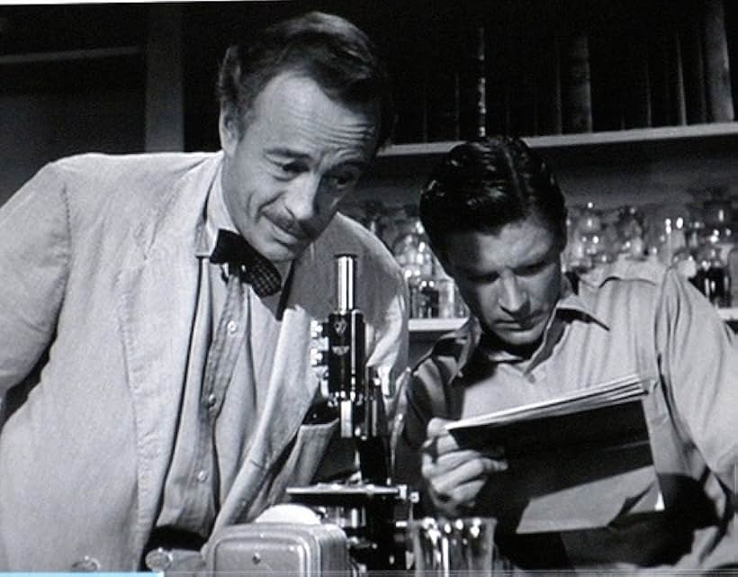 Les Tremayne and Grant Williams in The Monolith Monsters (1957)