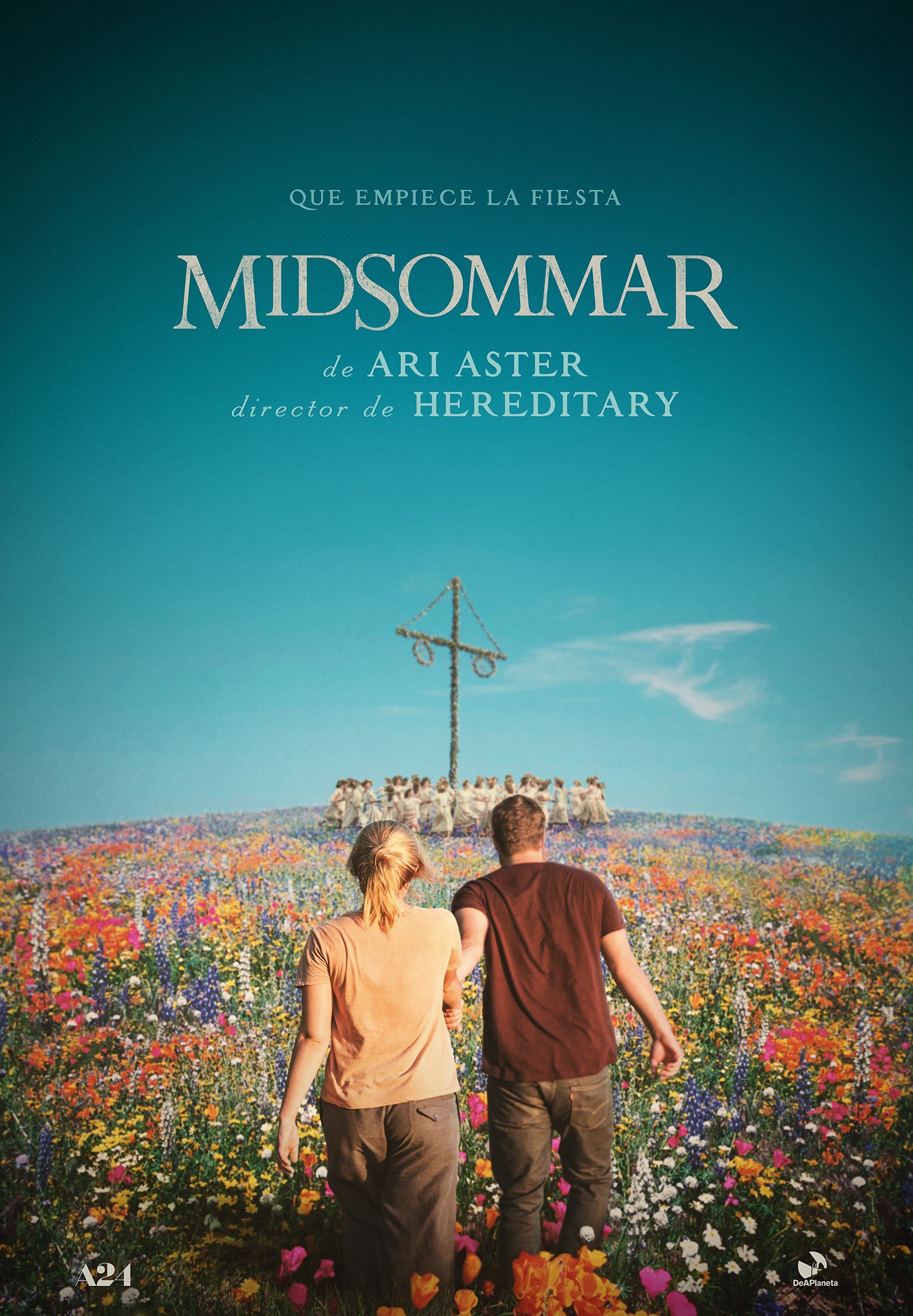 Jack Reynor and Florence Pugh in Midsommar (2019)