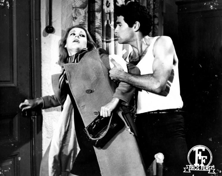 Faidon Georgitsis and Zoi Laskari in Olga, agapi mou (1968)