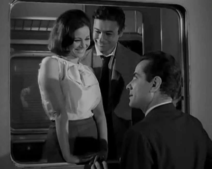 Farid El-Atrash, Faten Hamamah, and Ahmed Ramzy in Hikayet el omr kulluh (1965)