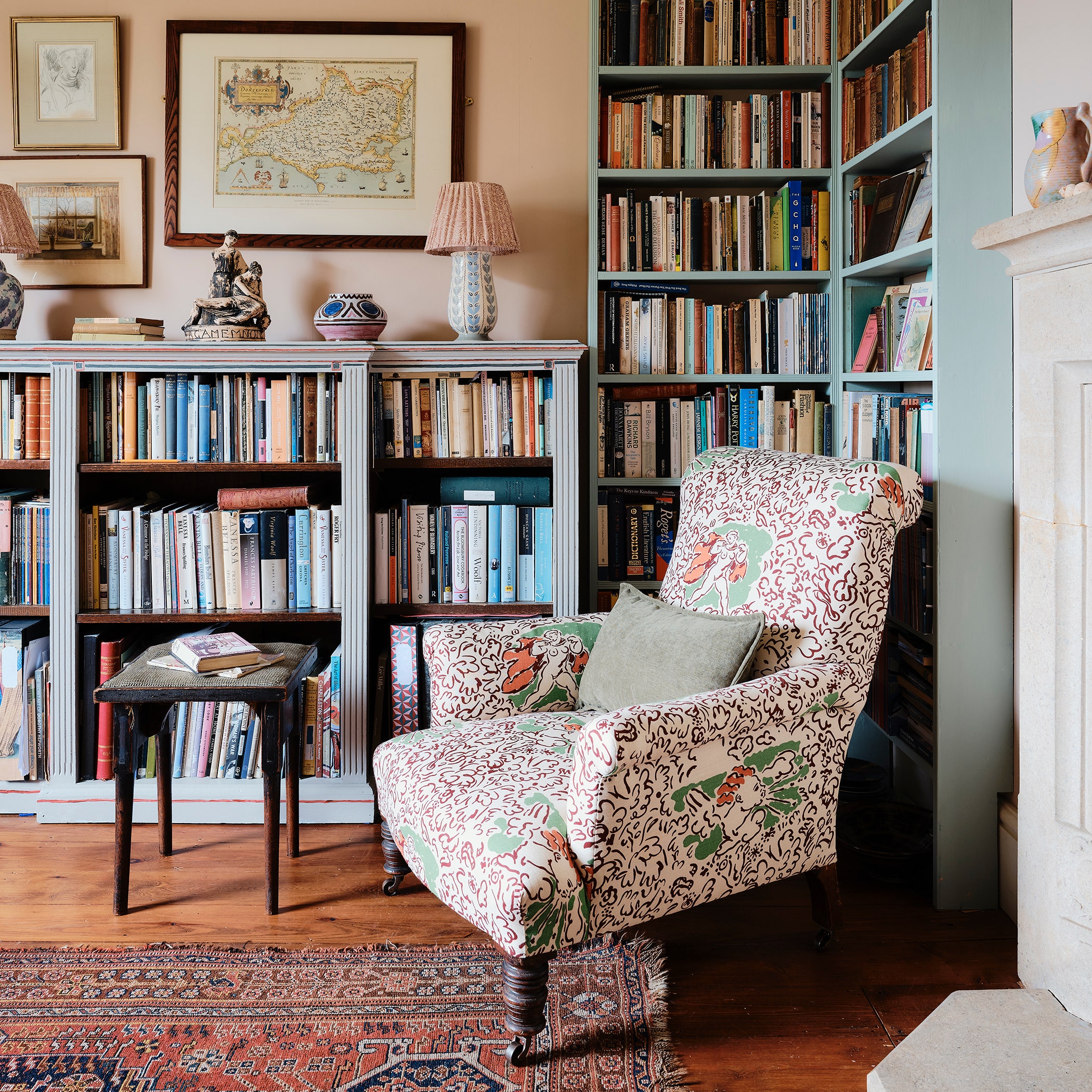 33 stylish snugs and reading nooks perfect for curling up in