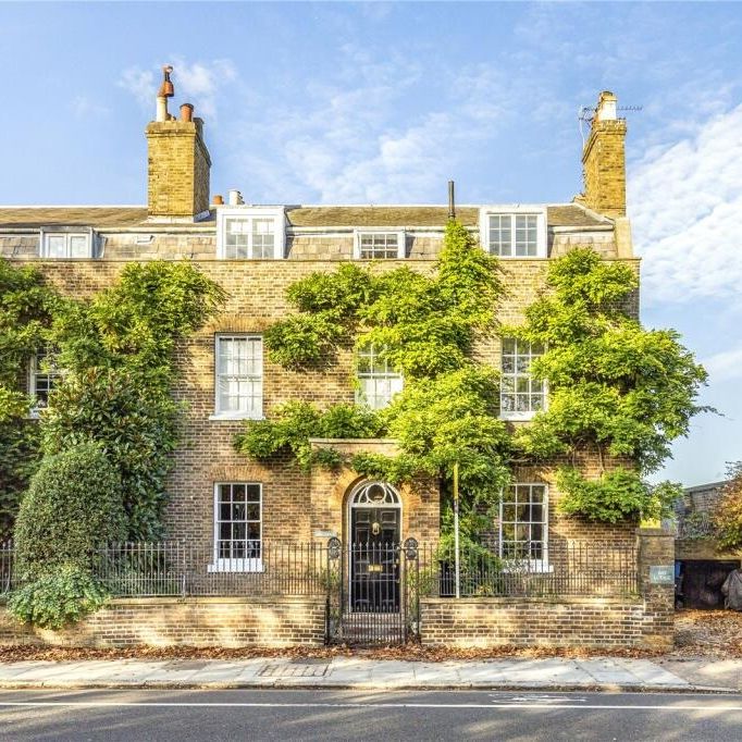 Richmond has been crowned the UK’s best place to live &#8211; here’s our pick of the best houses for sale in the borough