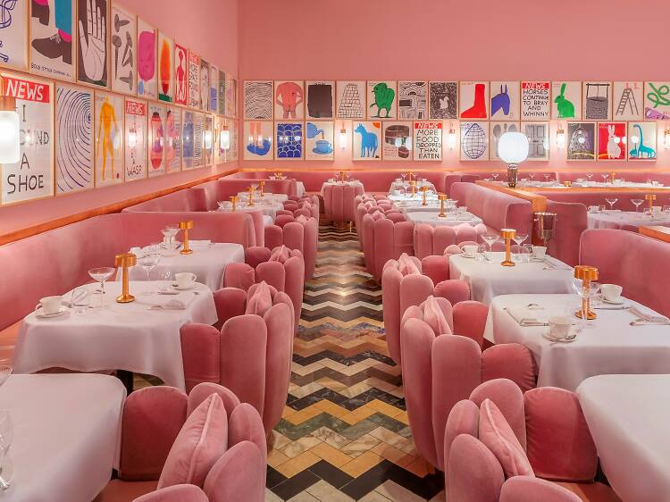 10 restaurants with epic art collections