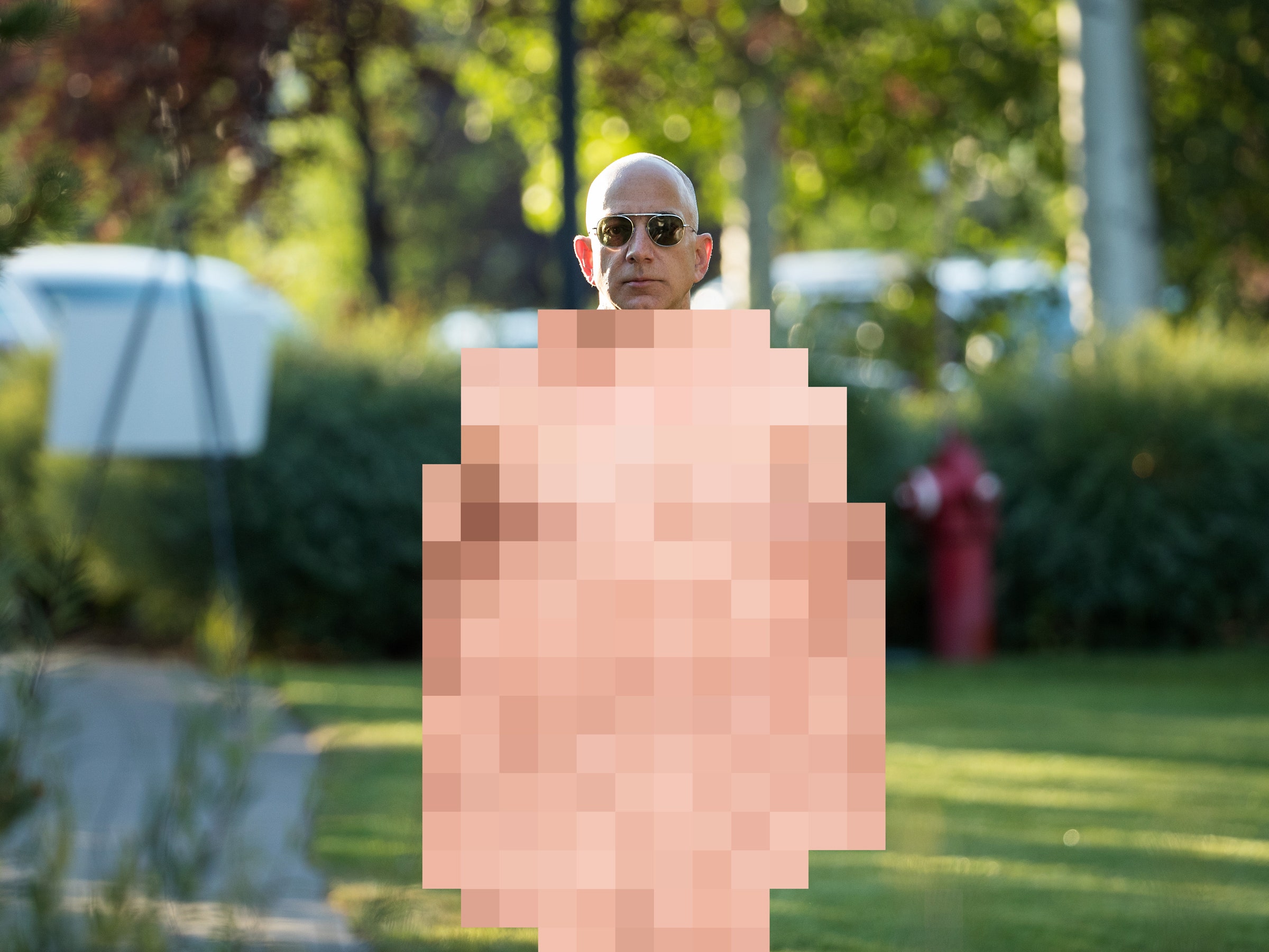 Jeff Bezos with his body pixelated