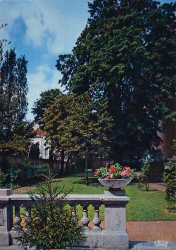 Lycée Émile Max, chaussée de Haecht 231, jardin, Archives du Lycée Émile Max.