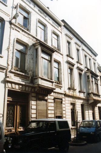 Gillonstraat, links nr 75 (foto 1993-1995)