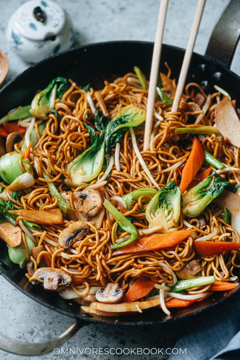 Vegetable fried noodles