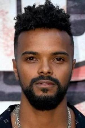 Eka Darville