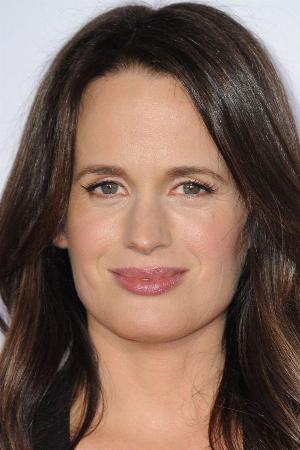 Elizabeth Reaser